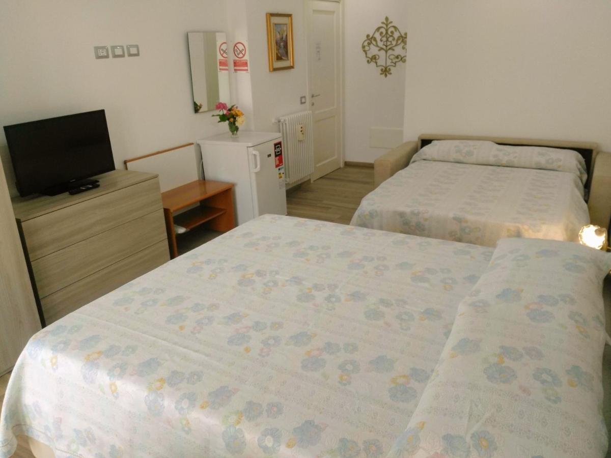 B&B Sweet Dreams Diano Marina Bagian luar foto