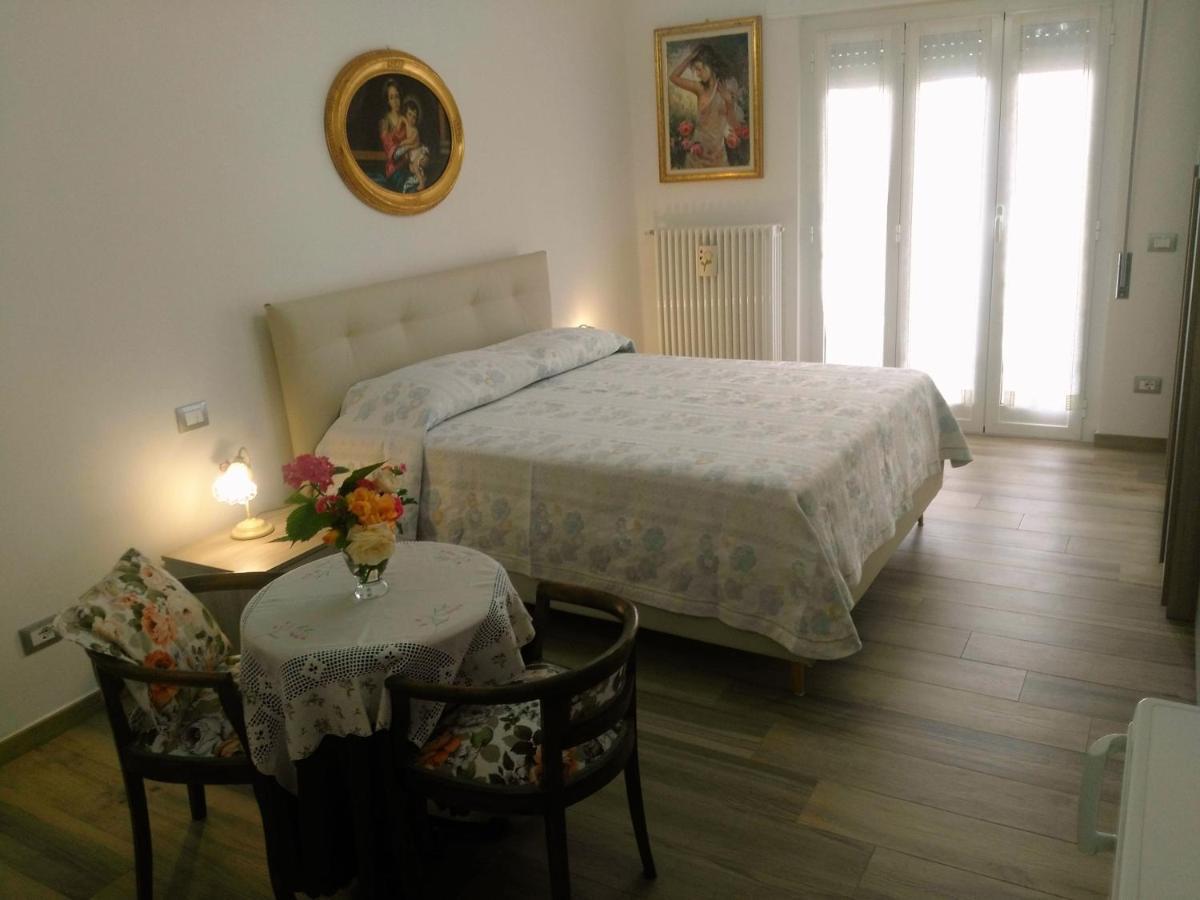 B&B Sweet Dreams Diano Marina Bagian luar foto