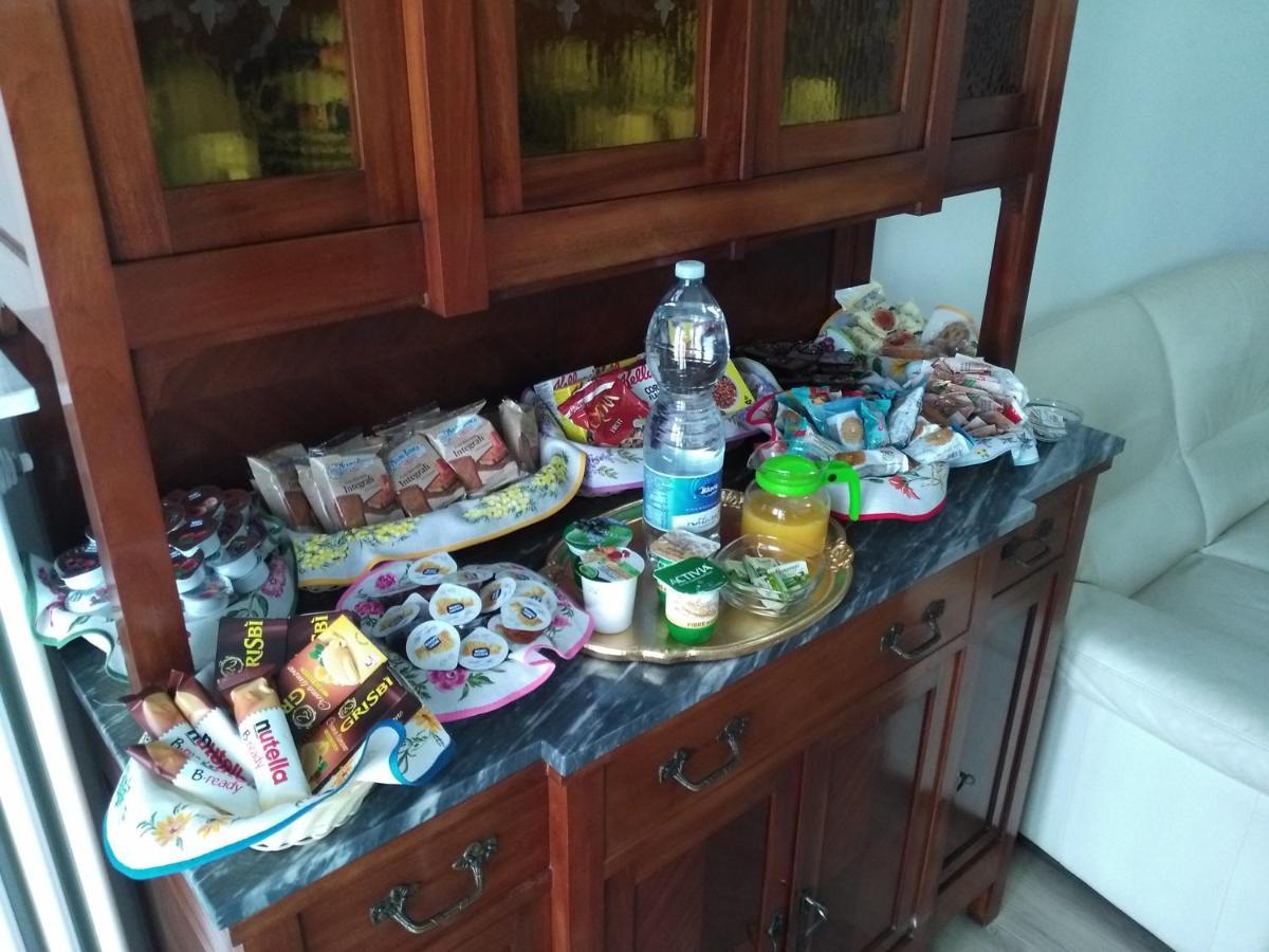 B&B Sweet Dreams Diano Marina Bagian luar foto